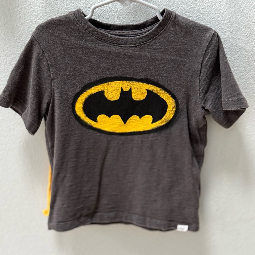 Gap Batman  Gray T-Shirt with Super cute Batman Cape.